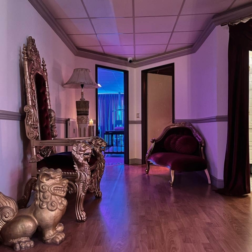 Kinky Hall - Foto 2